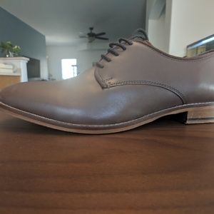 Dress Brown leather Banana Republic men shoes
